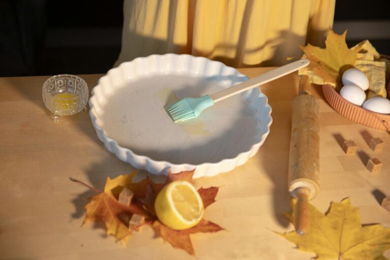 Finnland Essen und Trinken: Die kulinarischen Highlights des Landes Finnland Essen und Trinken – karelische Piroggen mit Eier-Butter