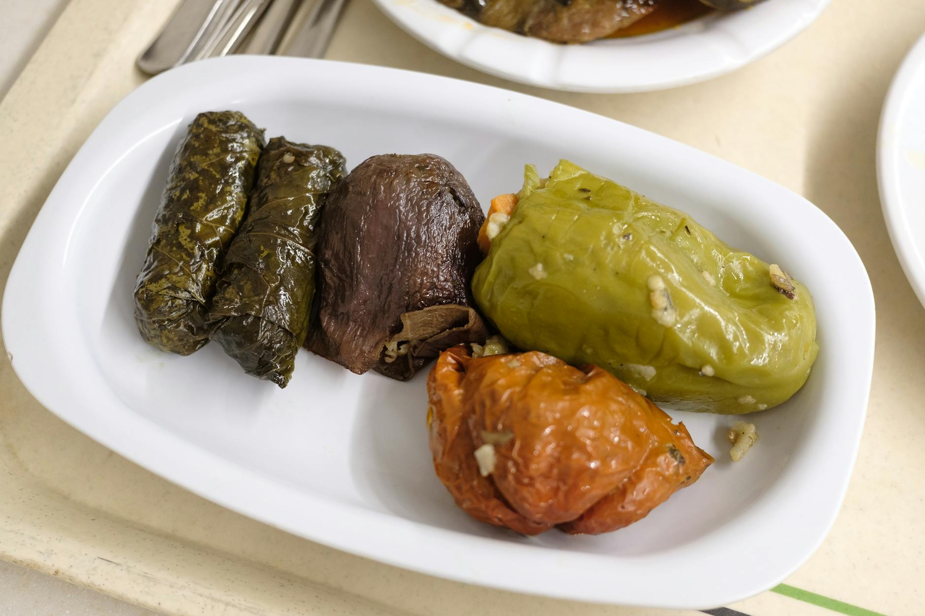 Irak Essen und Trinken – Dolma mit Weinblättern und Gemüse