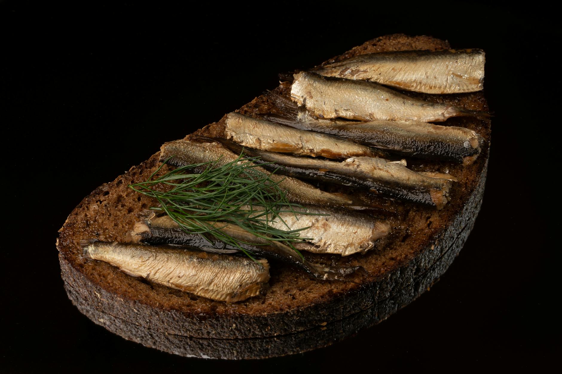 Lettland Essen und Trinken – dunkles Roggenbrot Rupjmaize