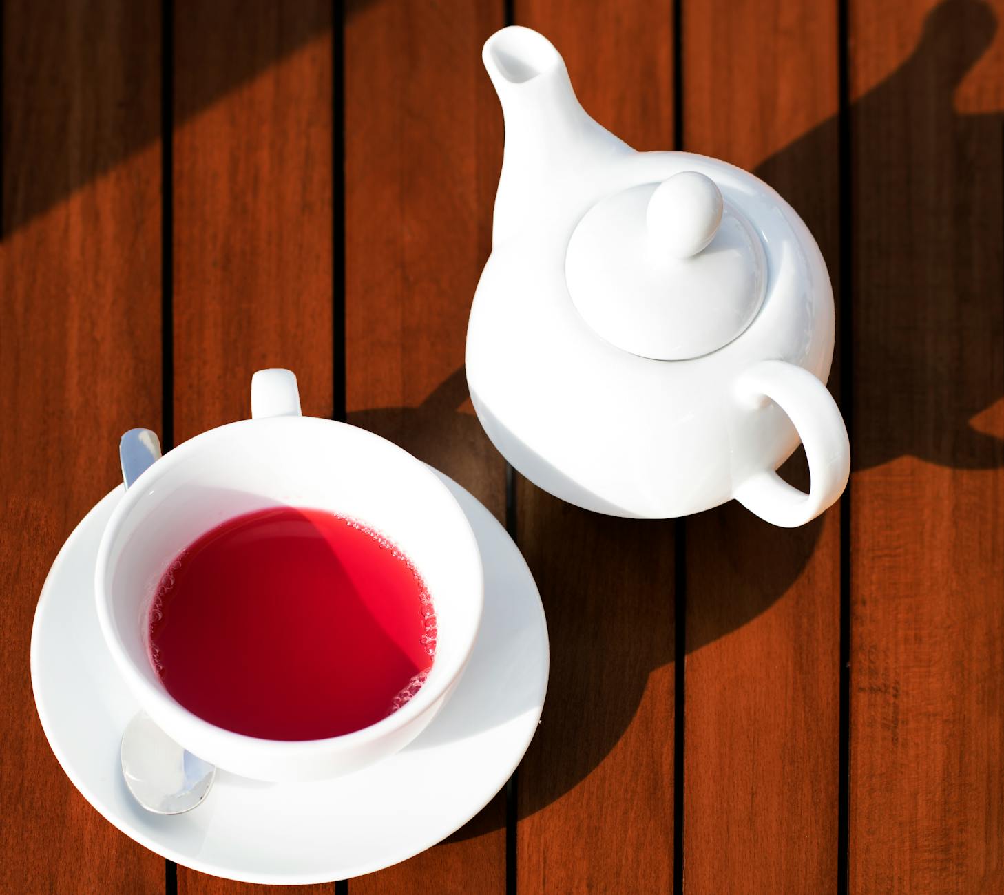 Senegal Essen und Trinken – Bissap-Hibiskus-Drink
