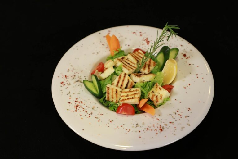 Zypern Essen und Trinken – Gegrilltes Halloumi mit Wassermelone